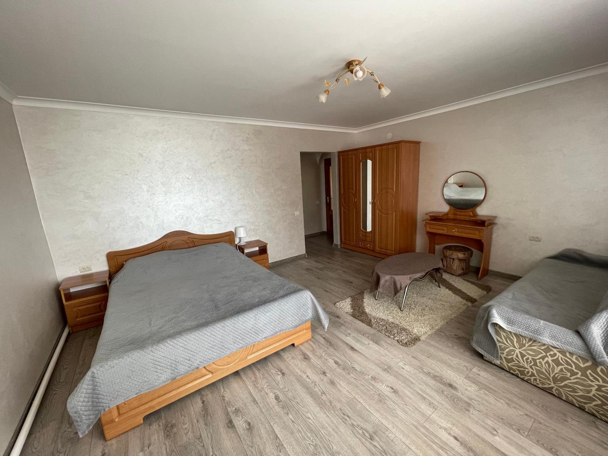 У Оксани Hotel Solochin Exterior photo